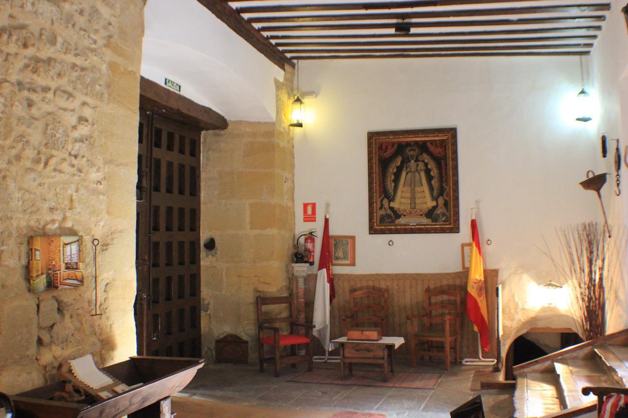 Casa Palacio Conde De Garcinarro Huete Esterno foto