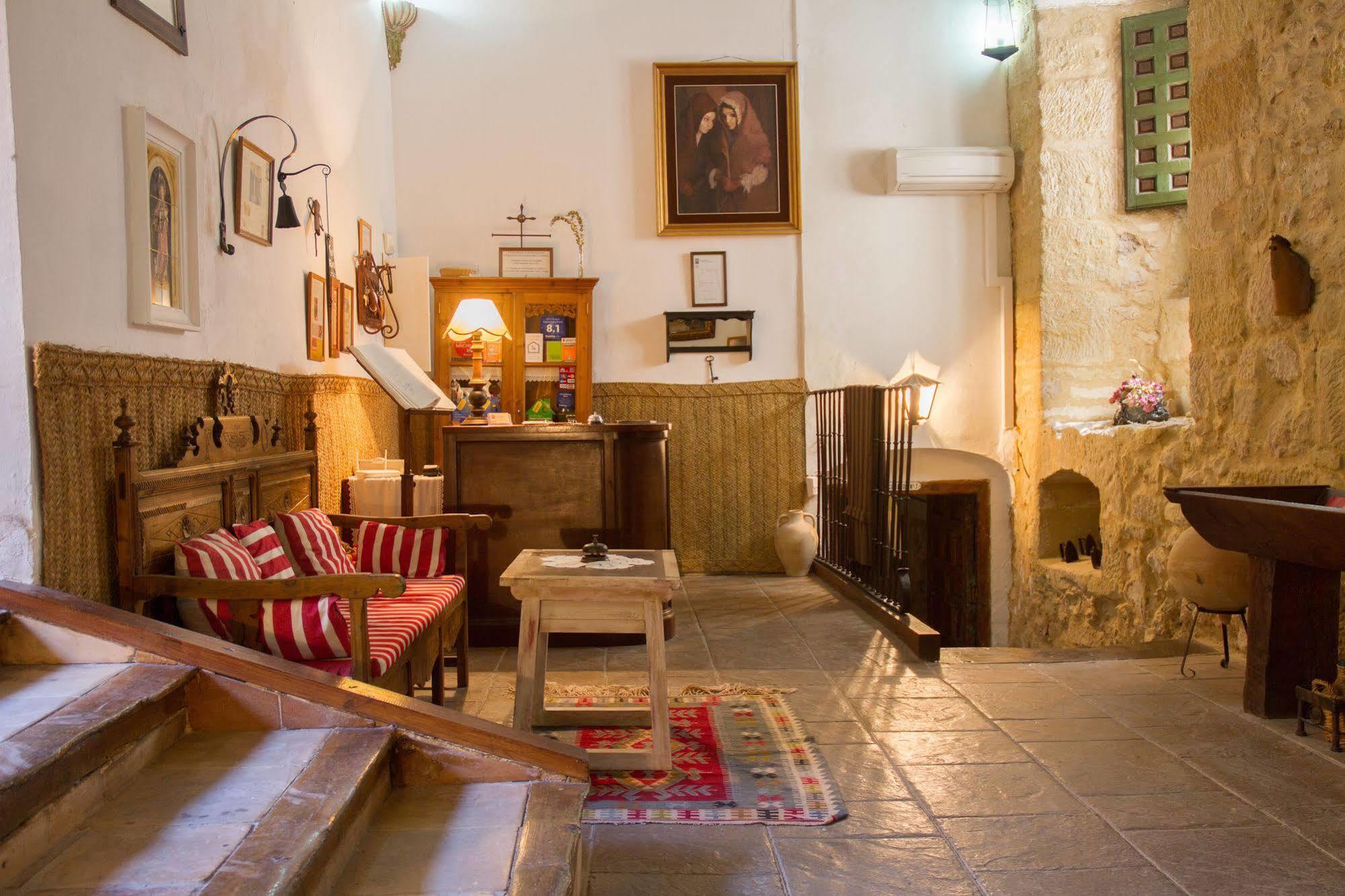 Casa Palacio Conde De Garcinarro Huete Esterno foto