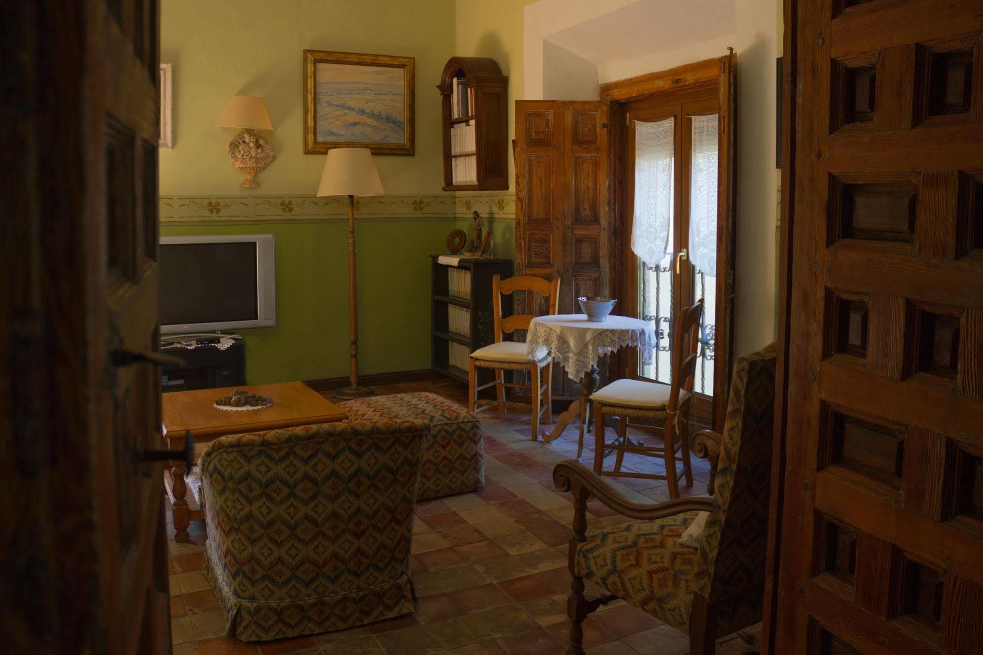 Casa Palacio Conde De Garcinarro Huete Esterno foto